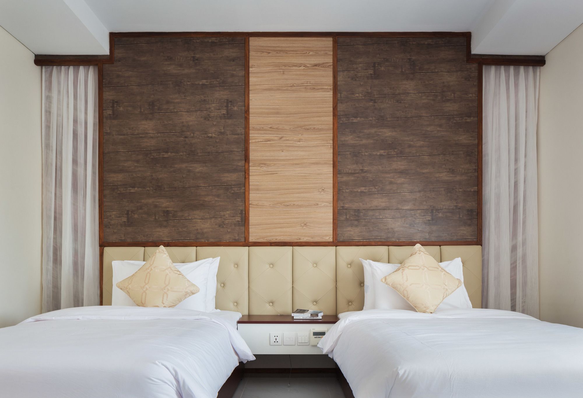 Lcs Hotel & Apartment Пном Пен Екстериор снимка