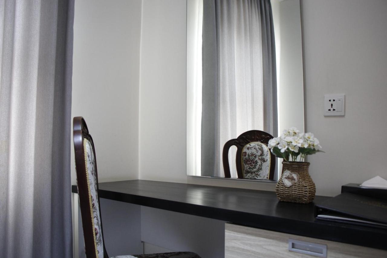 Lcs Hotel & Apartment Пном Пен Екстериор снимка